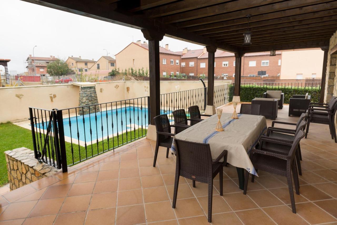 La Casa De Anver Villa La Lastrilla Dış mekan fotoğraf